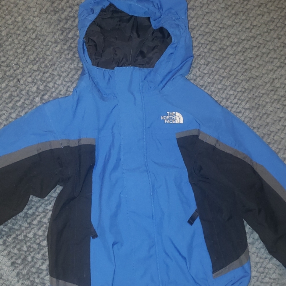 North face windbreaker
